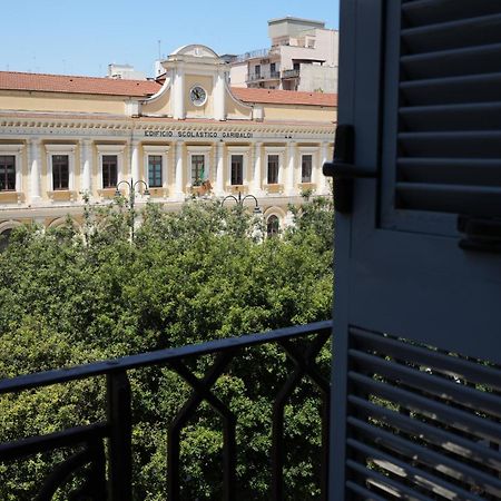 Palazzo Manzoni Apartments บารี ภายนอก รูปภาพ